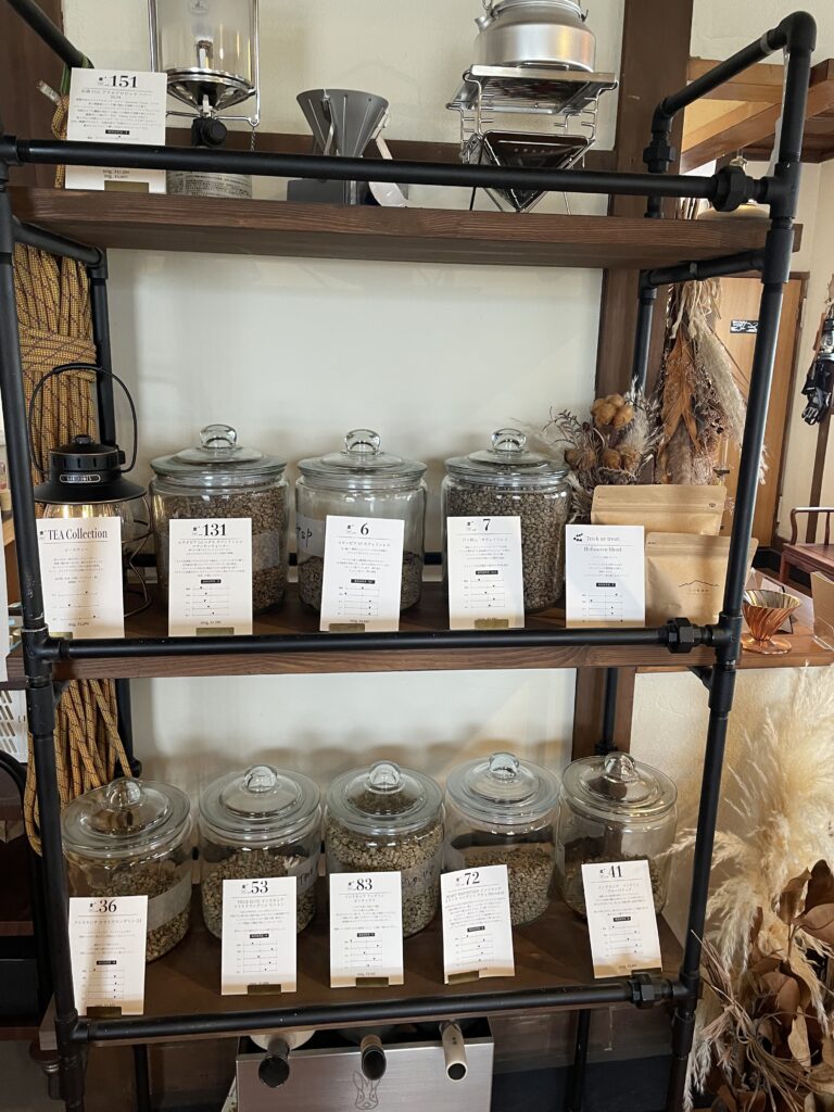 山梨県笛吹市にある「山の焙煎所」にある豊富な種類のコーヒー豆